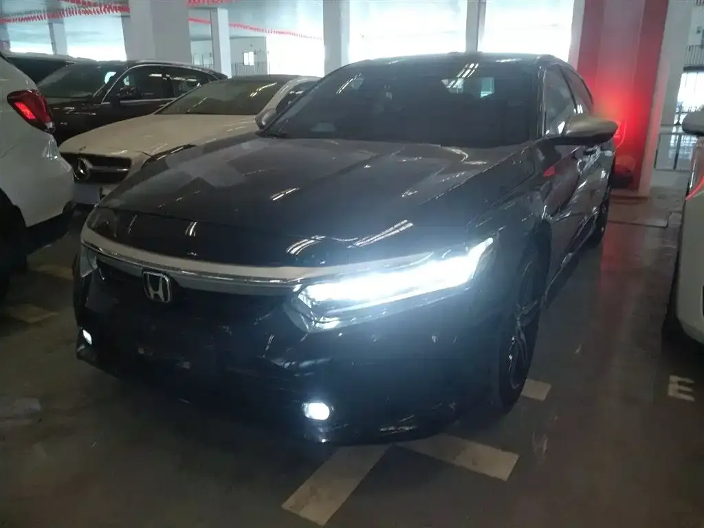 Honda Inspire 2023 из CN, фото 2