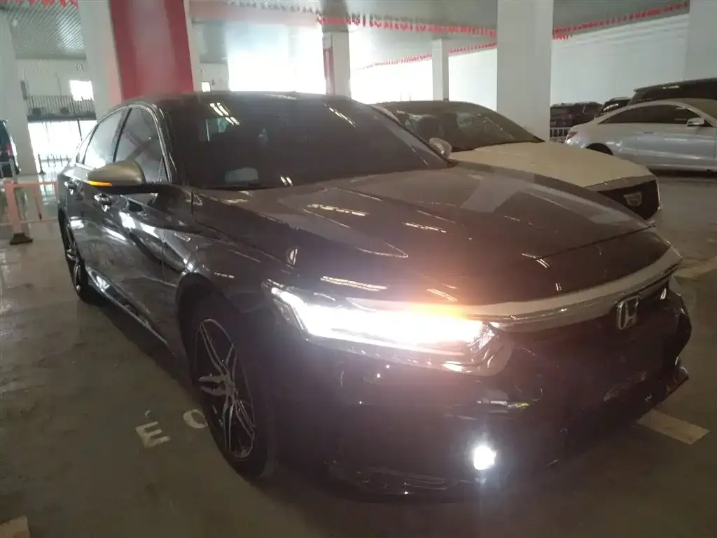Honda Inspire 2023 из CN, фото 4