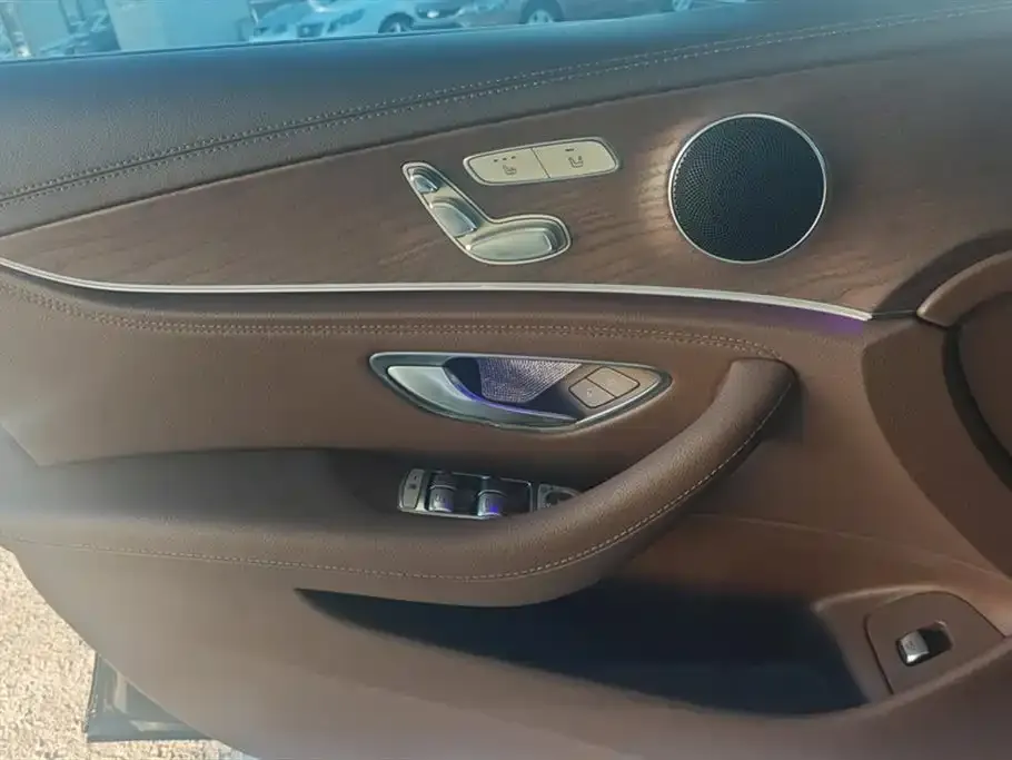 Mercedes-Benz E-Class 2022 из CN, фото 6