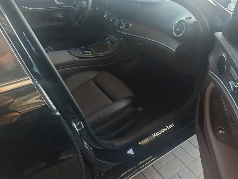 Mercedes-Benz E-Class 2022 из CN, фото 2
