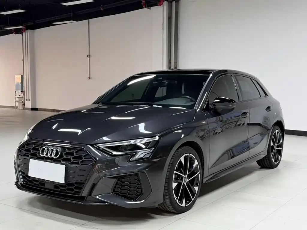 Audi A3 2022 из CN, фото 1