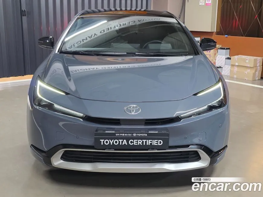Toyota Prius 2024 из KR, фото 8