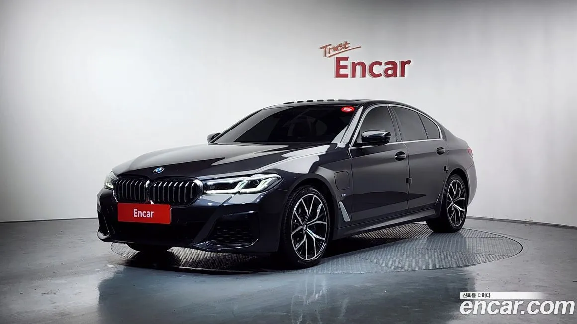 BMW 5-Series 2021 из KR, фото 1
