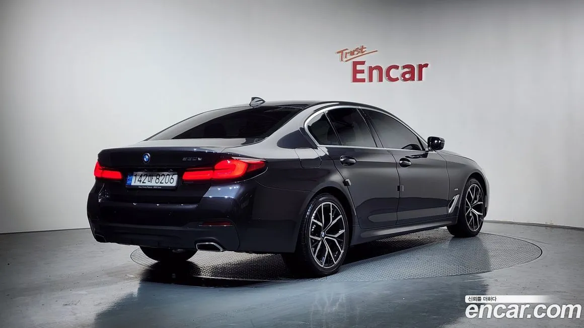 BMW 5-Series 2021 из KR, фото 3