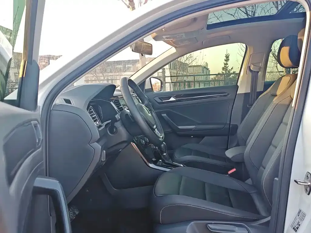 Volkswagen T-Roc 2022 из CN, фото 6