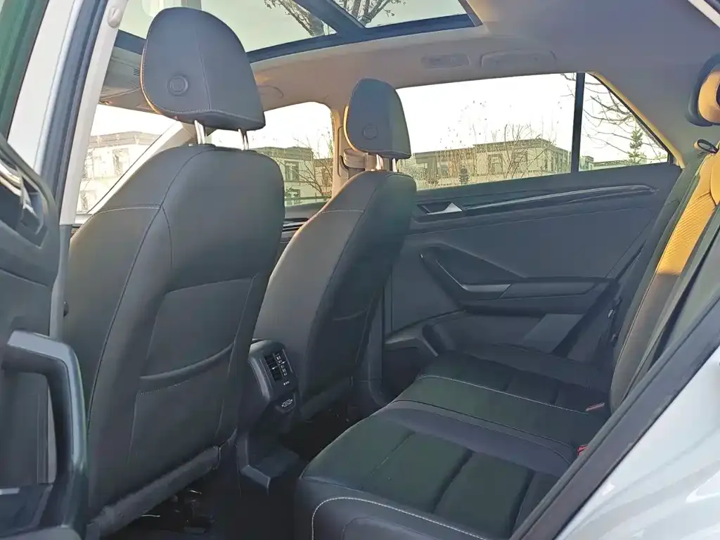 Volkswagen T-Roc 2022 из CN, фото 3