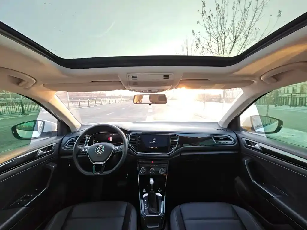 Volkswagen T-Roc 2022 из CN, фото 8