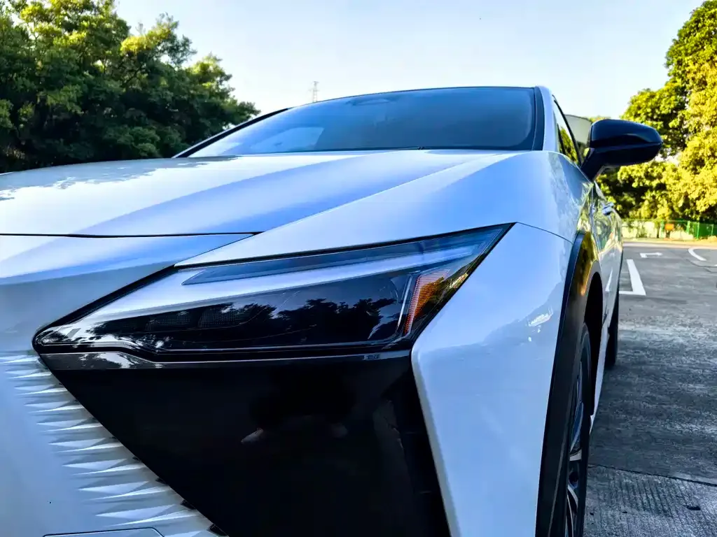 Lexus RZ 2023 из CN, фото 2