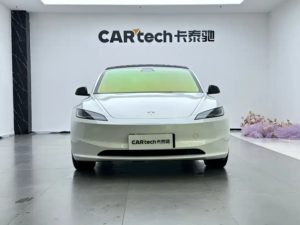 Tesla Model 3 2025 из CN, фото 6