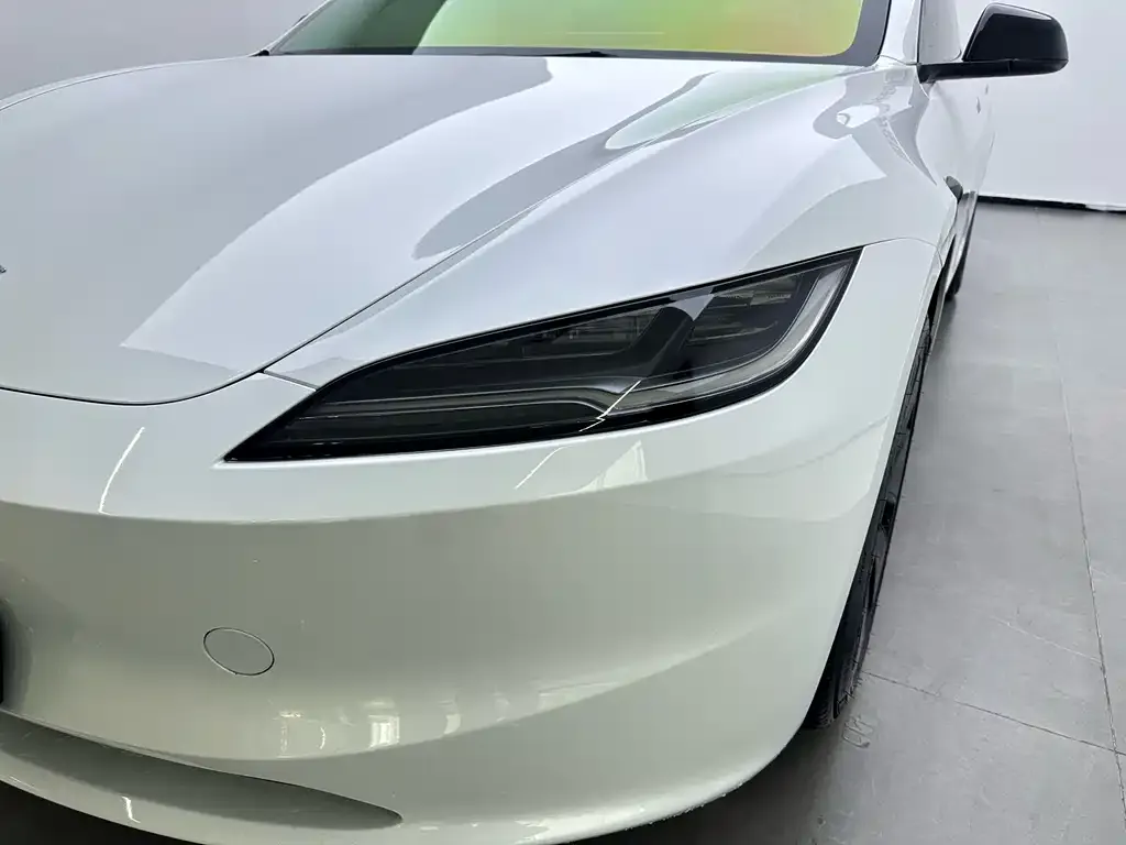 Tesla Model 3 2025 из CN, фото 7