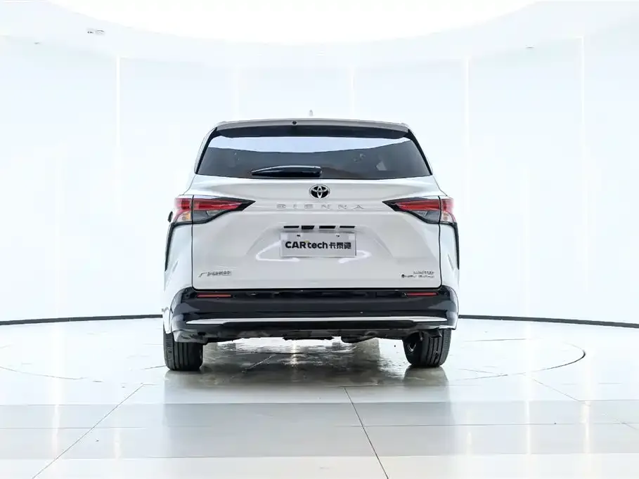 Toyota Sienna 2025 из CN, фото 9