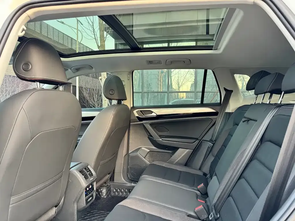 Volkswagen Tayron 2022 из CN, фото 9