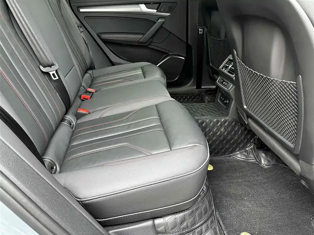 Audi Q5L 2022 из CN, фото 9