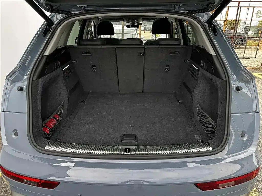 Audi Q5L 2022 из CN, фото 5