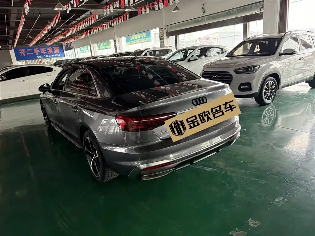 Audi A4L 2021 из CN, фото 2
