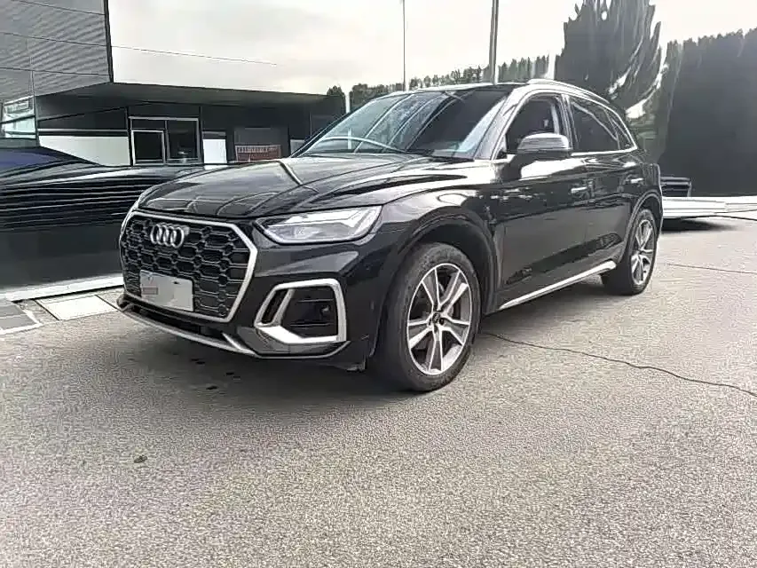 Audi Q5L 2023 из CN, фото 1