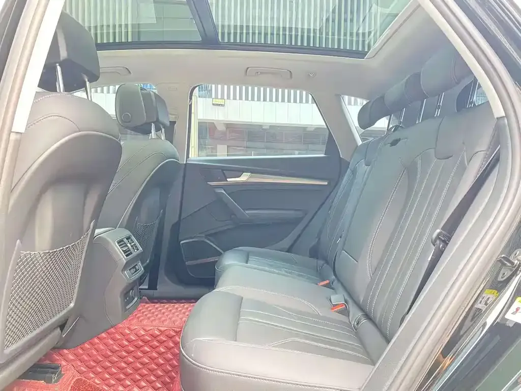 Audi Q5L 2023 из CN, фото 4