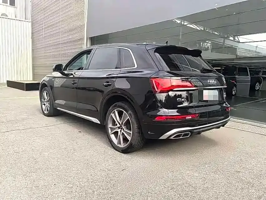 Audi Q5L 2023 из CN, фото 5