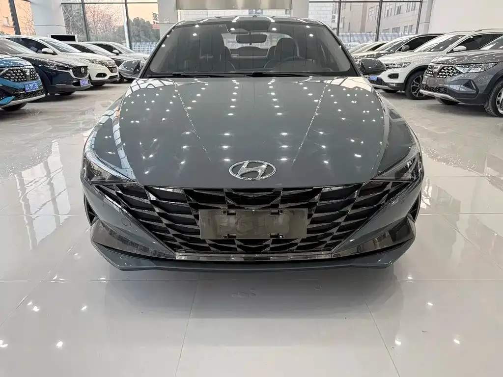 Hyundai Elantra 2022 из CN, фото 3