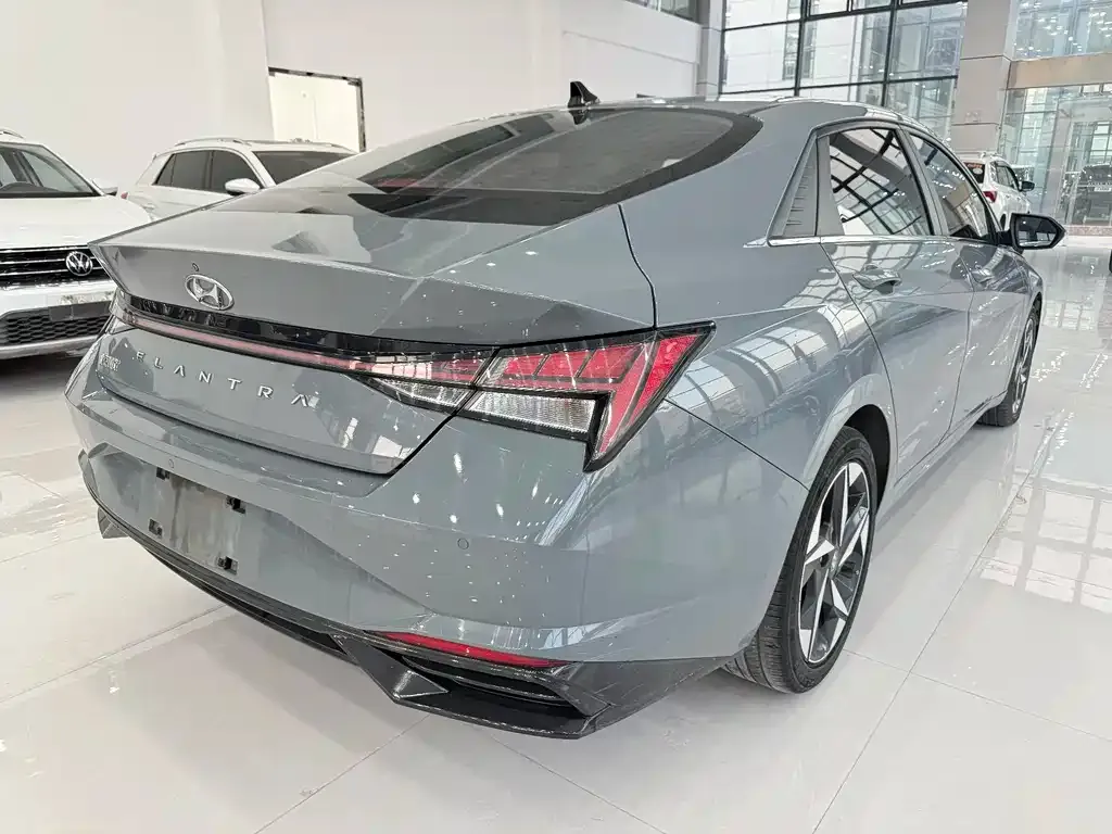 Hyundai Elantra 2022 из CN, фото 7