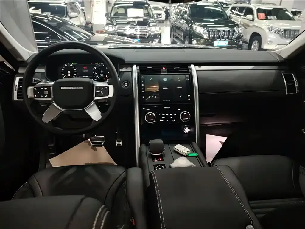 Land Rover Discovery 2024 из CN, фото 9