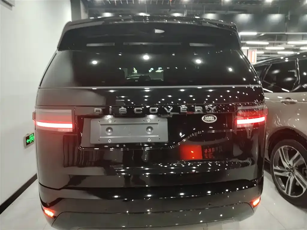 Land Rover Discovery 2024 из CN, фото 3