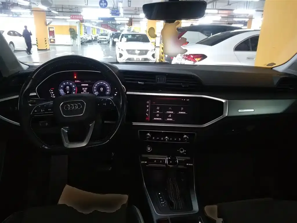 Audi Q3 2021 из CN, фото 10