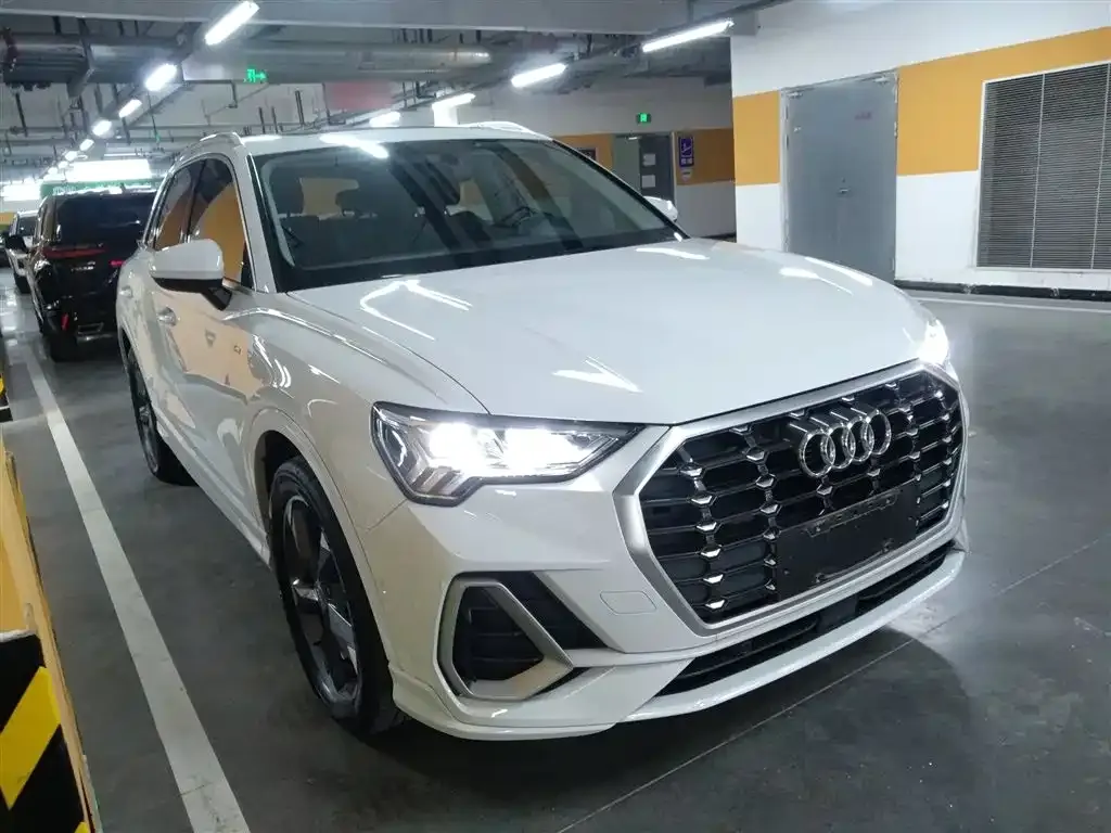 Audi Q3 2021 из CN, фото 4