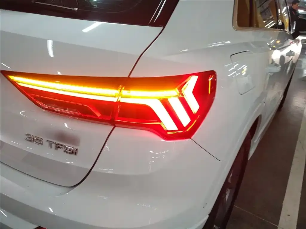 Audi Q3 2021 из CN, фото 8
