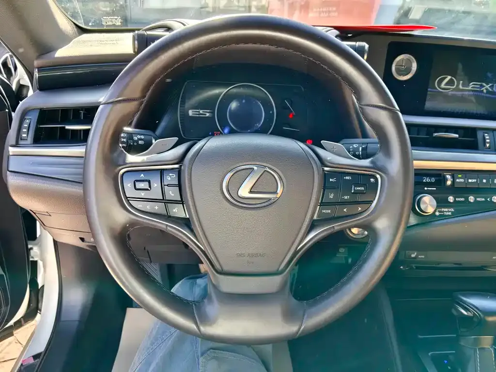 Lexus ES 2021 из CN, фото 8