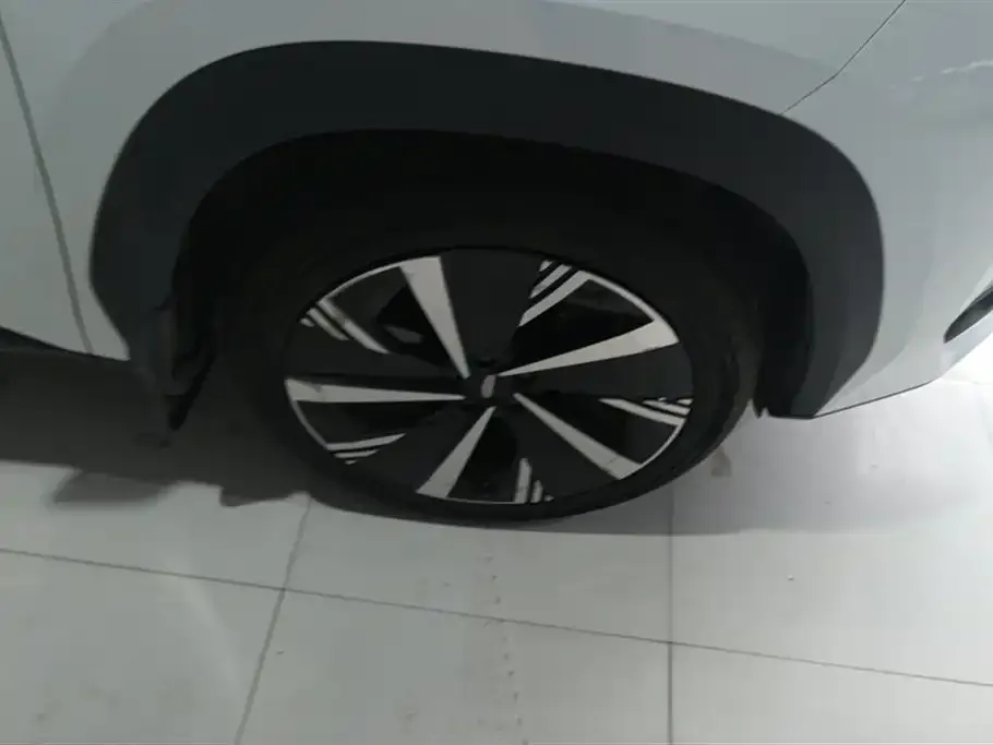 Geely Boyue L 2023 из CN, фото 6
