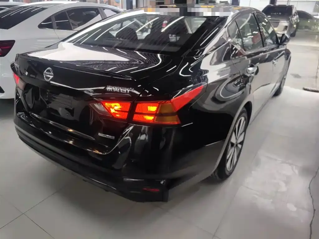 Nissan Teana 2022 из CN, фото 4