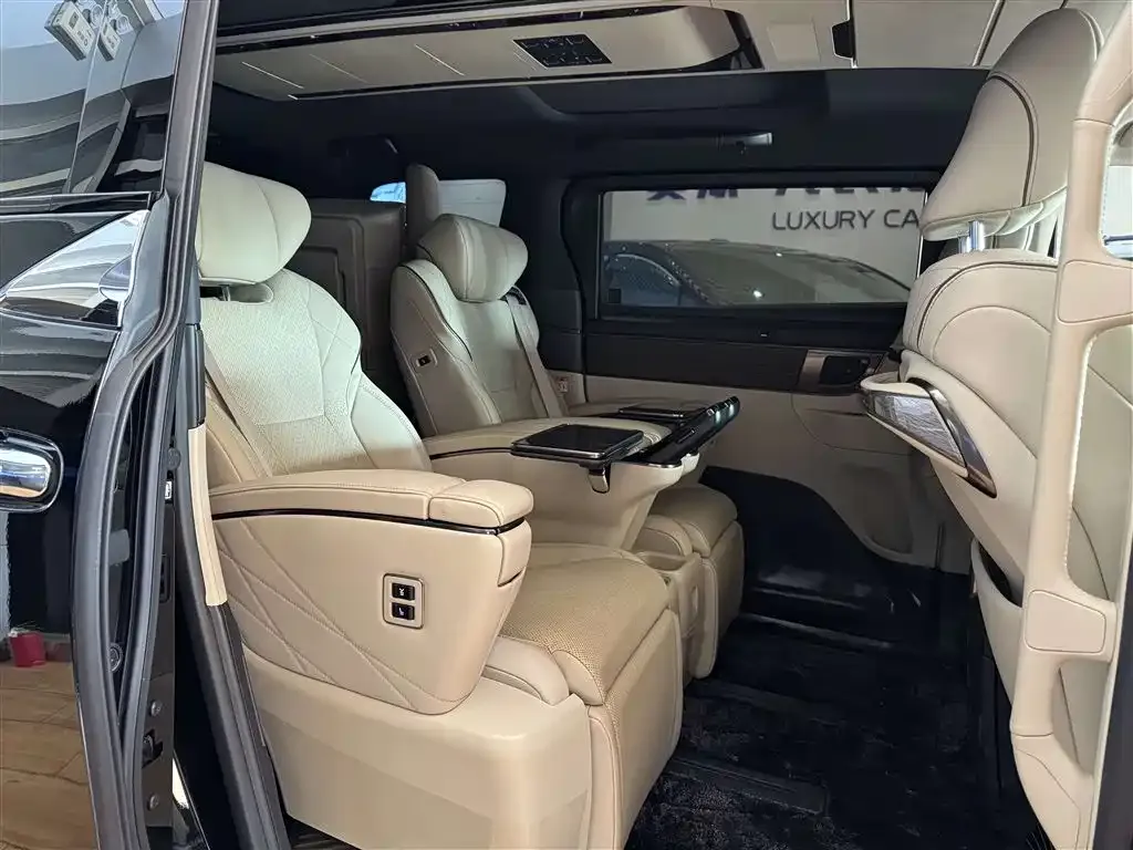 Toyota Vellfire 2024 из CN, фото 8