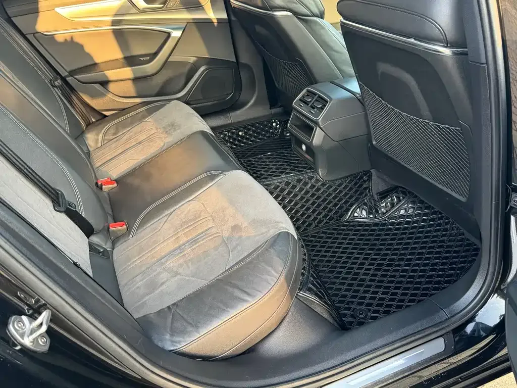 Audi A6L 2022 из CN, фото 7