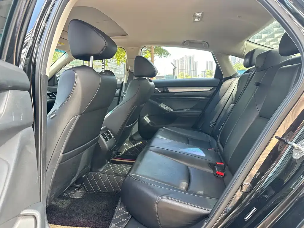 Honda Accord 2021 из CN, фото 8