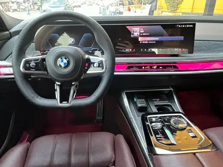 BMW 7 Series 2023 из CN, фото 6