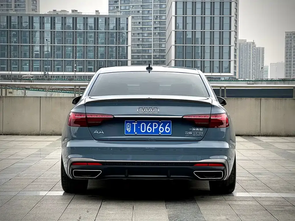 Audi A4L 2023 из CN, фото 5