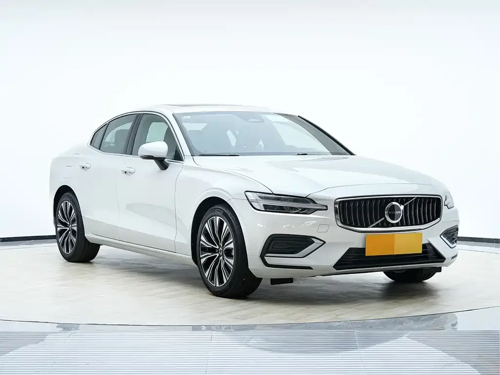 Volvo S60 2026 из CN, фото 10
