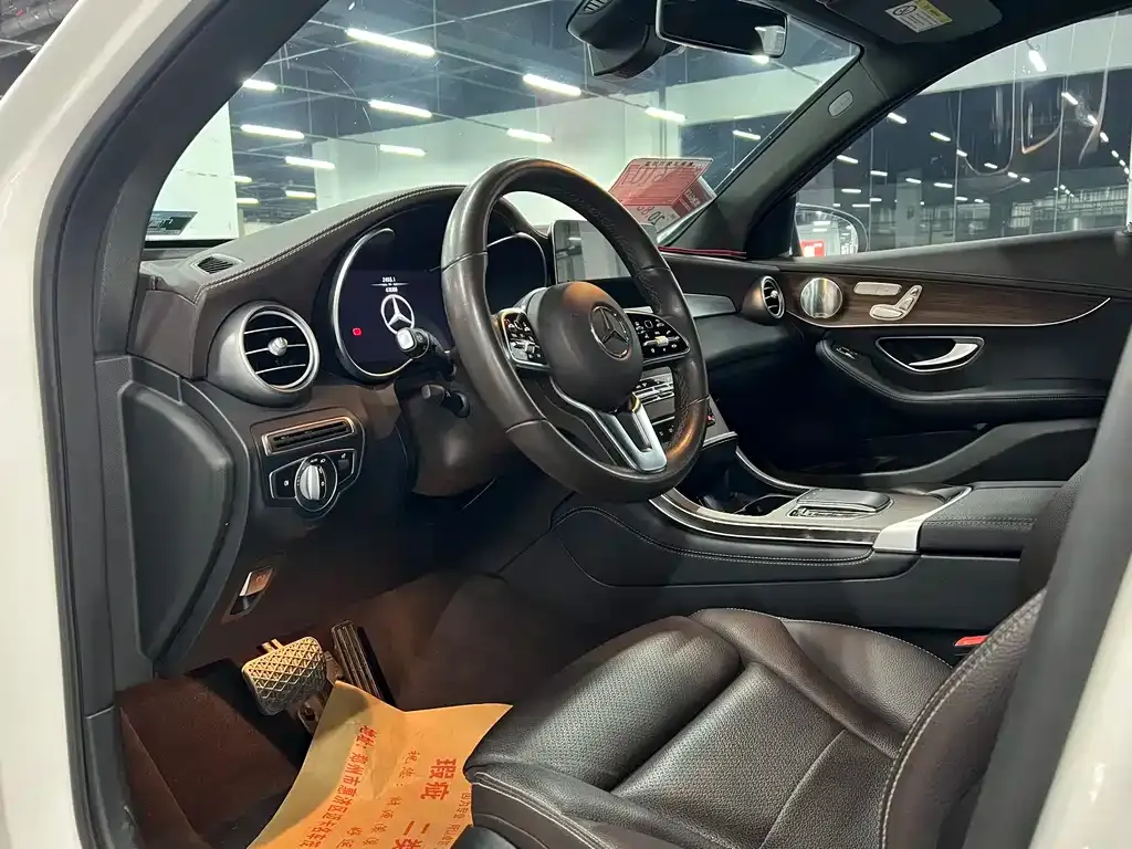 Mercedes-Benz GLC 2021 из CN, фото 2