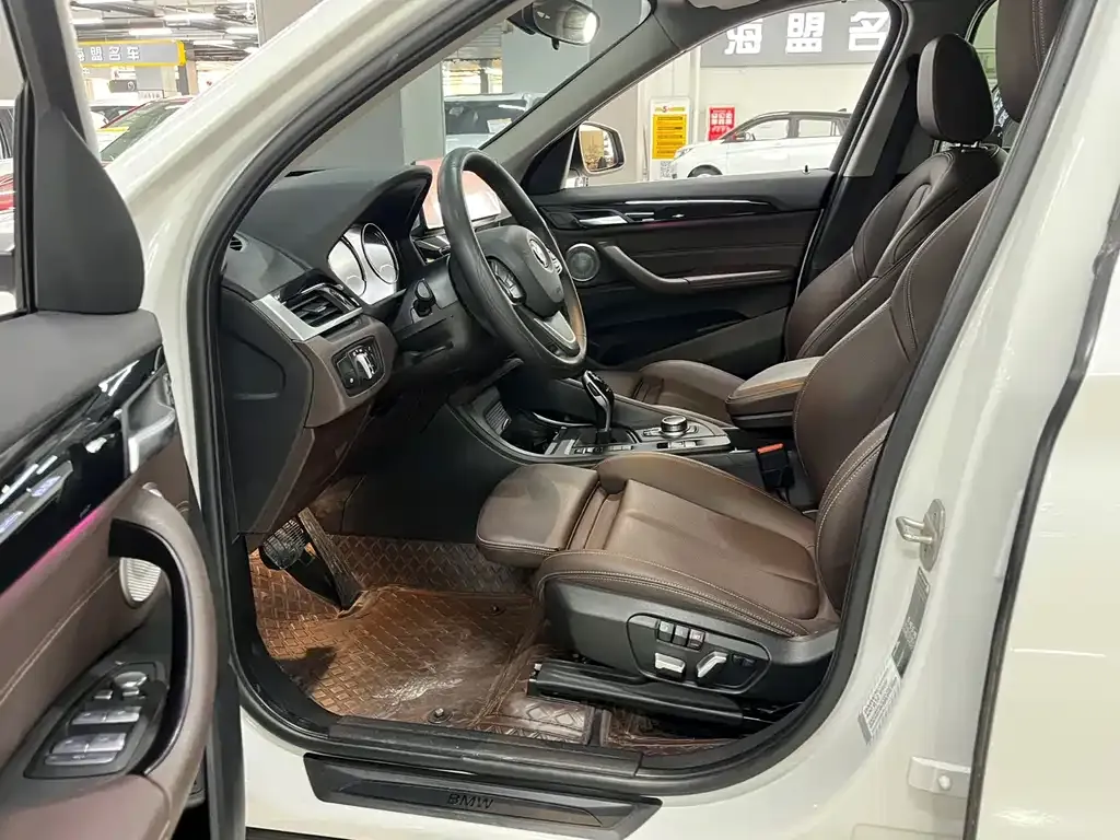 BMW X1 2022 из CN, фото 4