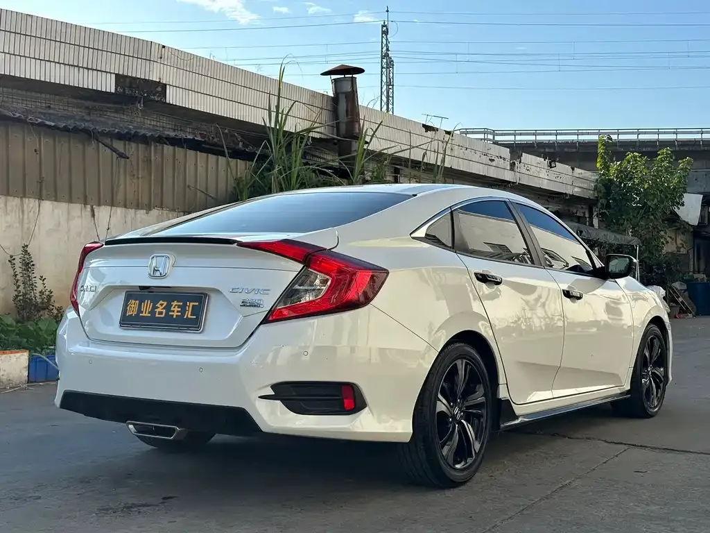 Honda Civic 2021 из CN, фото 3