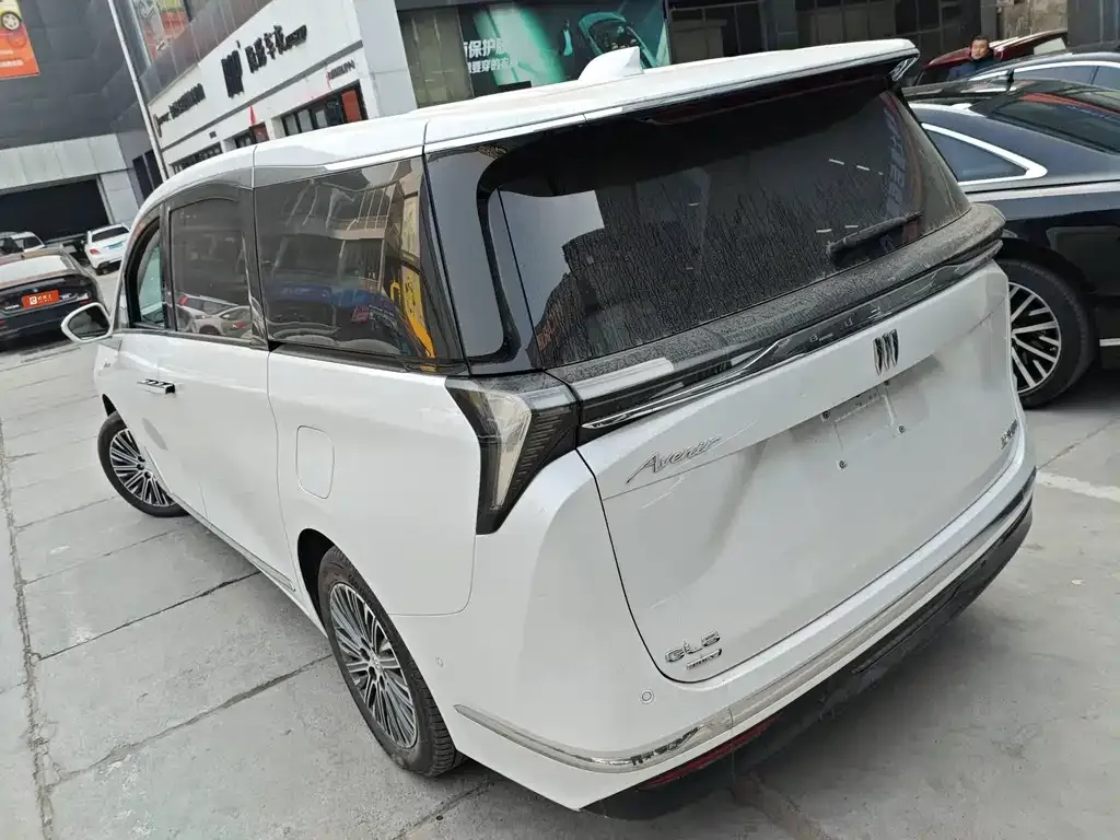 Buick GL8 Hybrid 2024 из CN, фото 6