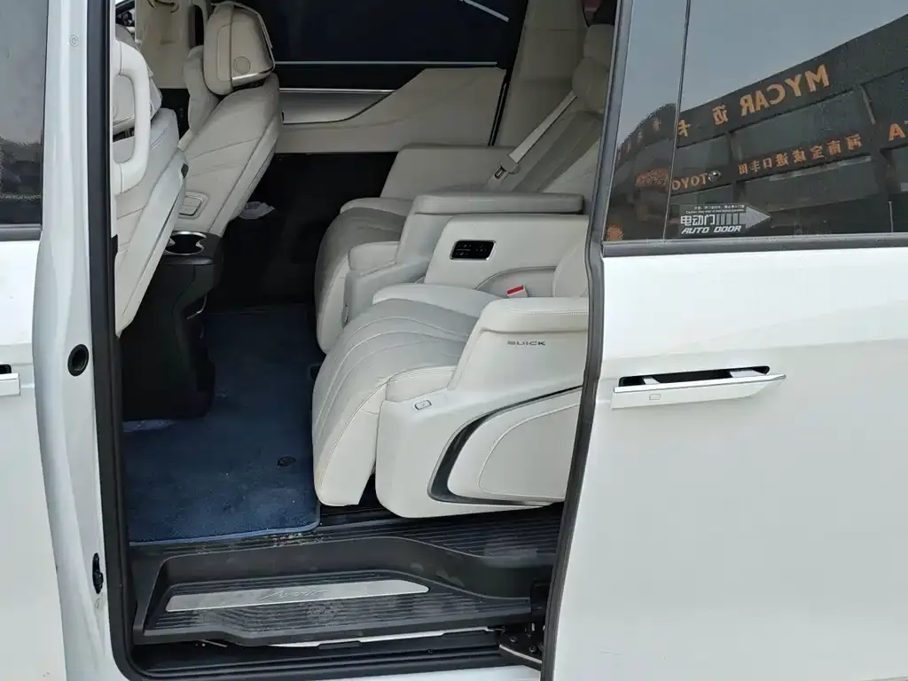 Buick GL8 Hybrid 2024 из CN, фото 2