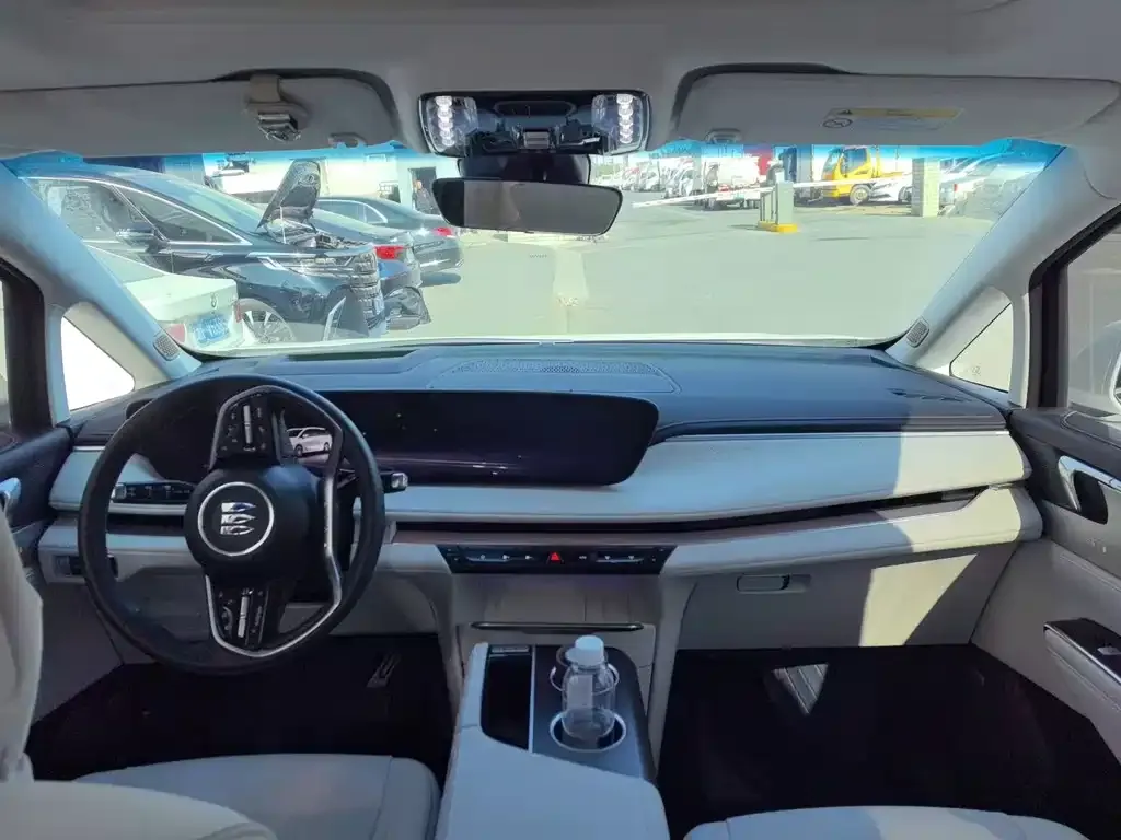 Buick GL8 Hybrid 2024 из CN, фото 4