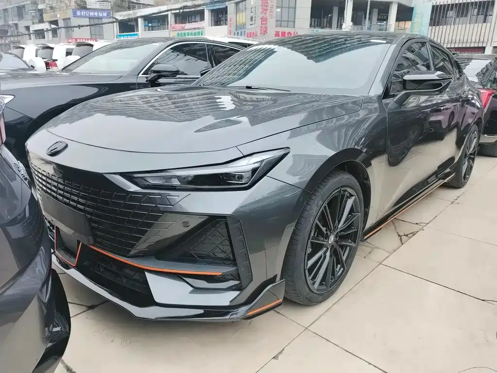 Changan UNI-V 2023 из CN, фото 1