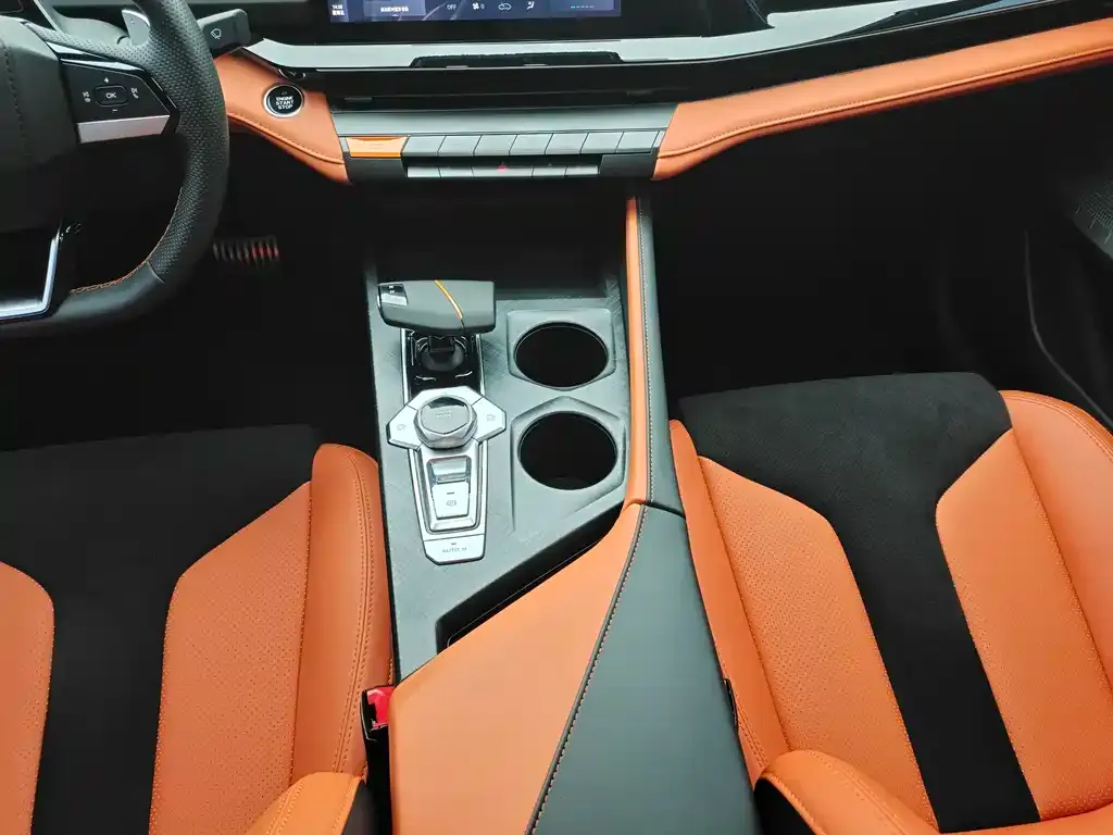 Changan UNI-V 2023 из CN, фото 7