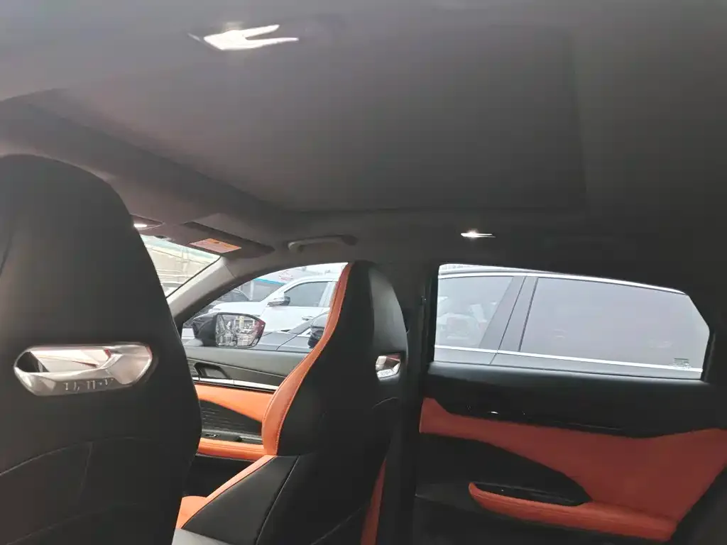 Changan UNI-V 2023 из CN, фото 2