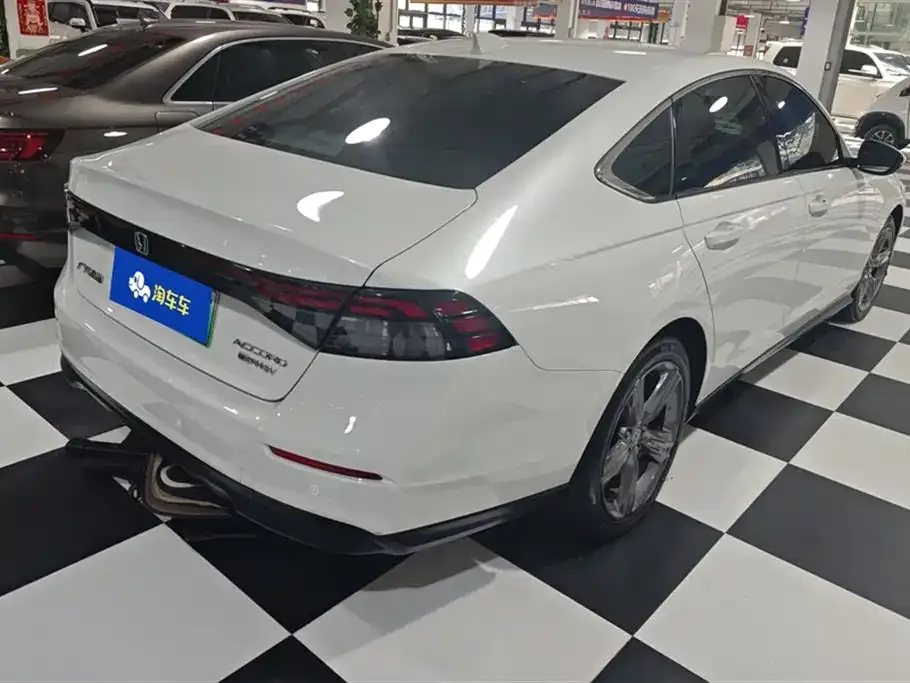 Honda Accord New Energy 2024 из CN, фото 7