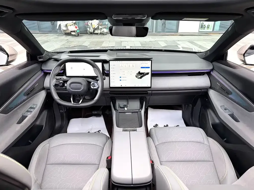 Lynk & Co 08 EM-P 2024 из CN, фото 5