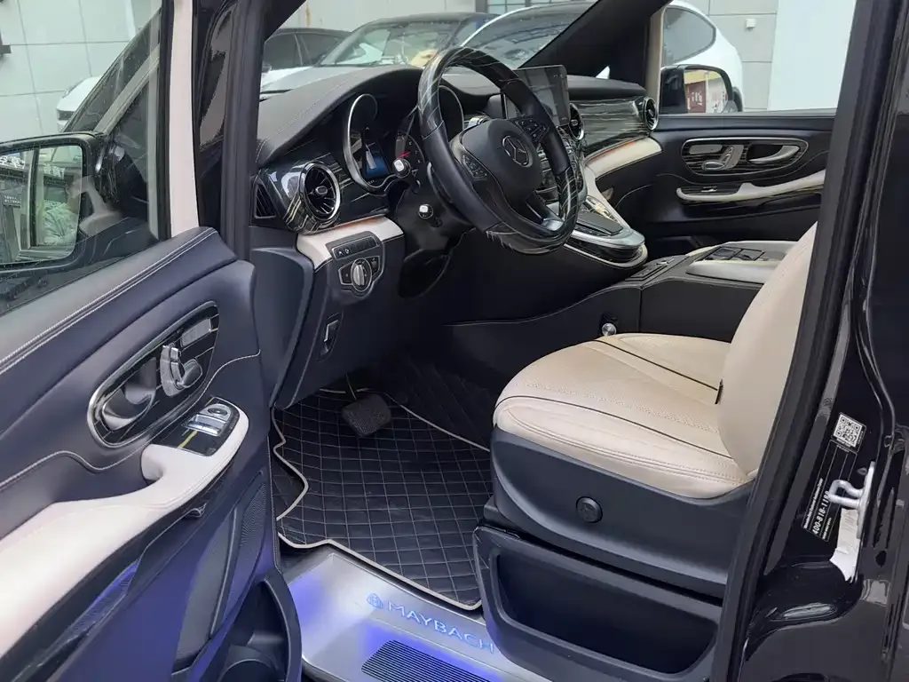 Mercedes-Benz V-Class 2021 из CN, фото 6